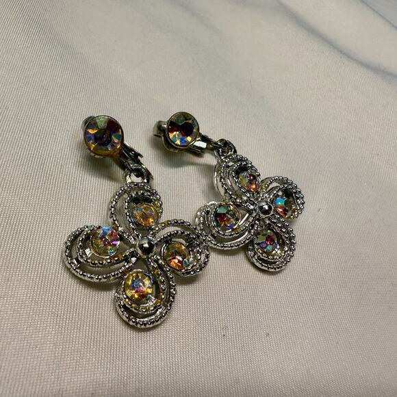 Aurora Borealis Crystal Clip On Earrings Vintage Silver Drop Flower Style - Picture 3 of 6